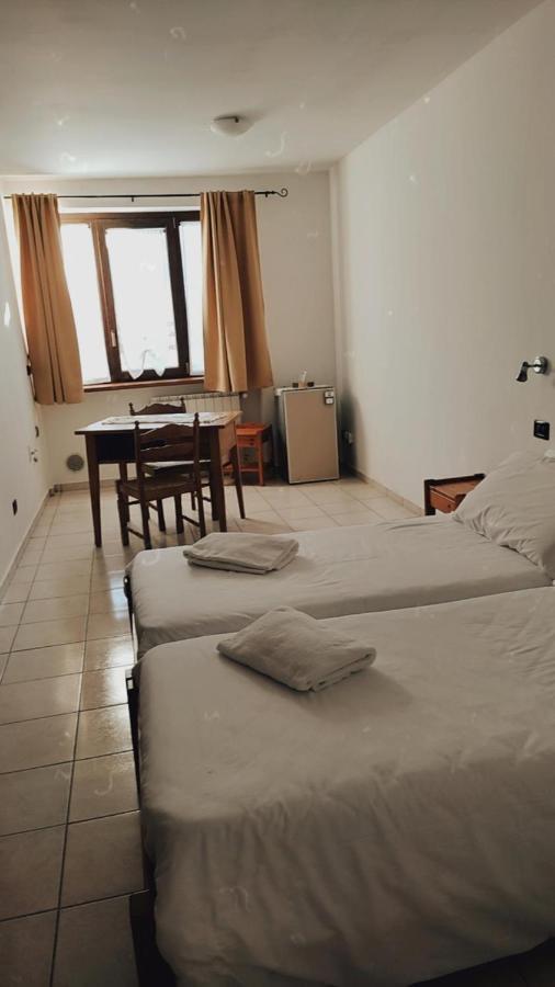 Agriturismo San Giuliano Dei Fratelli Giai Susa Bagian luar foto