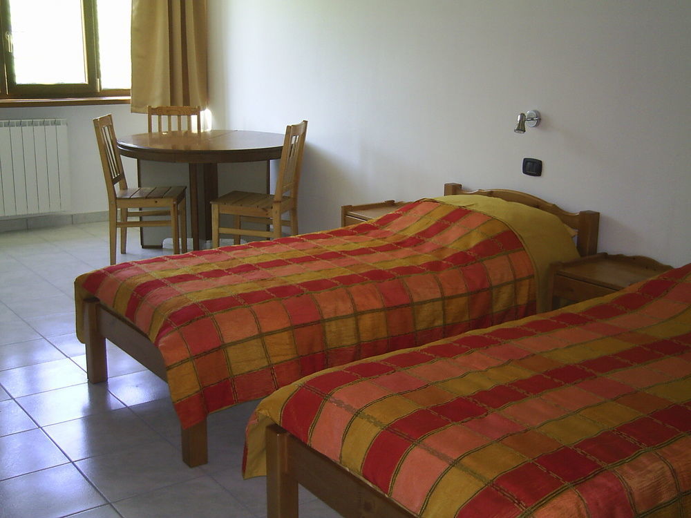 Agriturismo San Giuliano Dei Fratelli Giai Susa Bagian luar foto