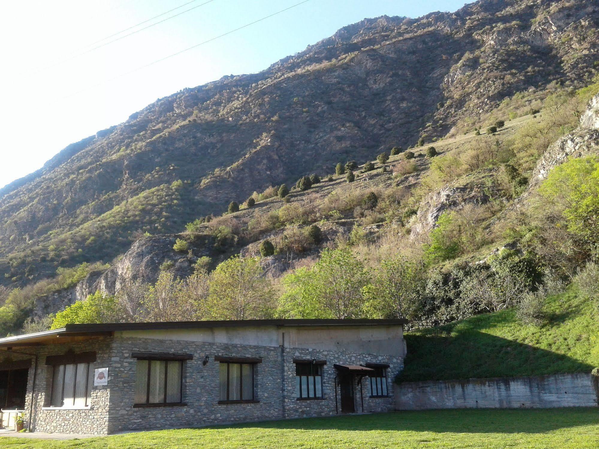 Agriturismo San Giuliano Dei Fratelli Giai Susa Bagian luar foto